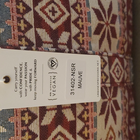 NWT Urban Expressions Weekender bag - Picture 5 of 10